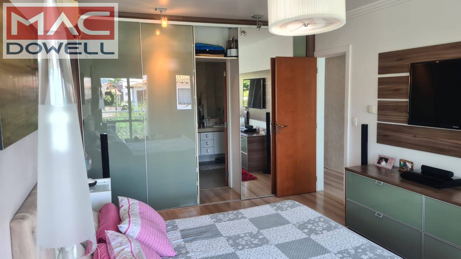 Casa à venda com 3 quartos, 360m² - Foto 9