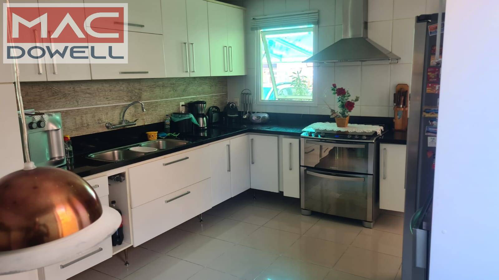 Casa à venda com 3 quartos, 360m² - Foto 13