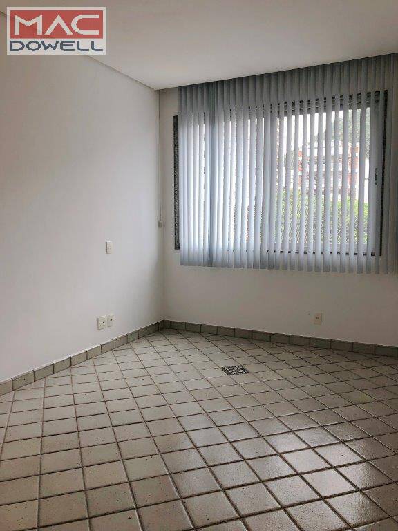 Apartamento para alugar com 2 quartos, 85m² - Foto 10