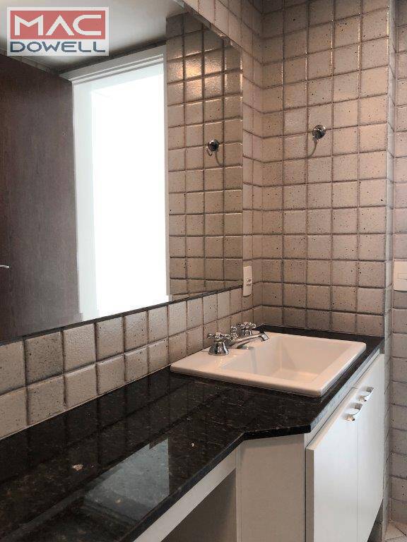 Apartamento para alugar com 2 quartos, 85m² - Foto 15