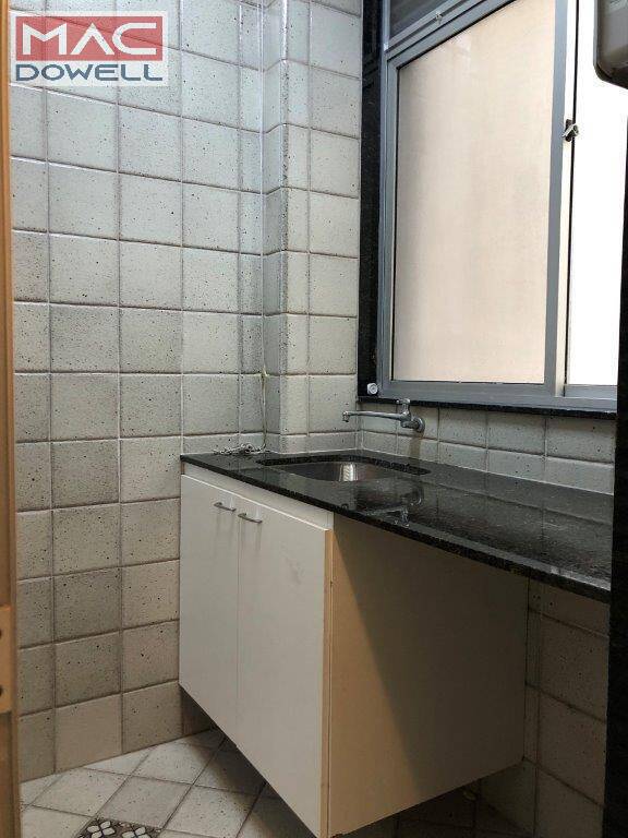 Apartamento para alugar com 2 quartos, 85m² - Foto 25