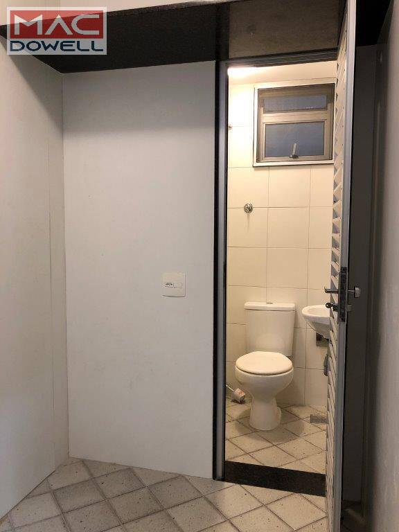 Apartamento para alugar com 2 quartos, 85m² - Foto 29