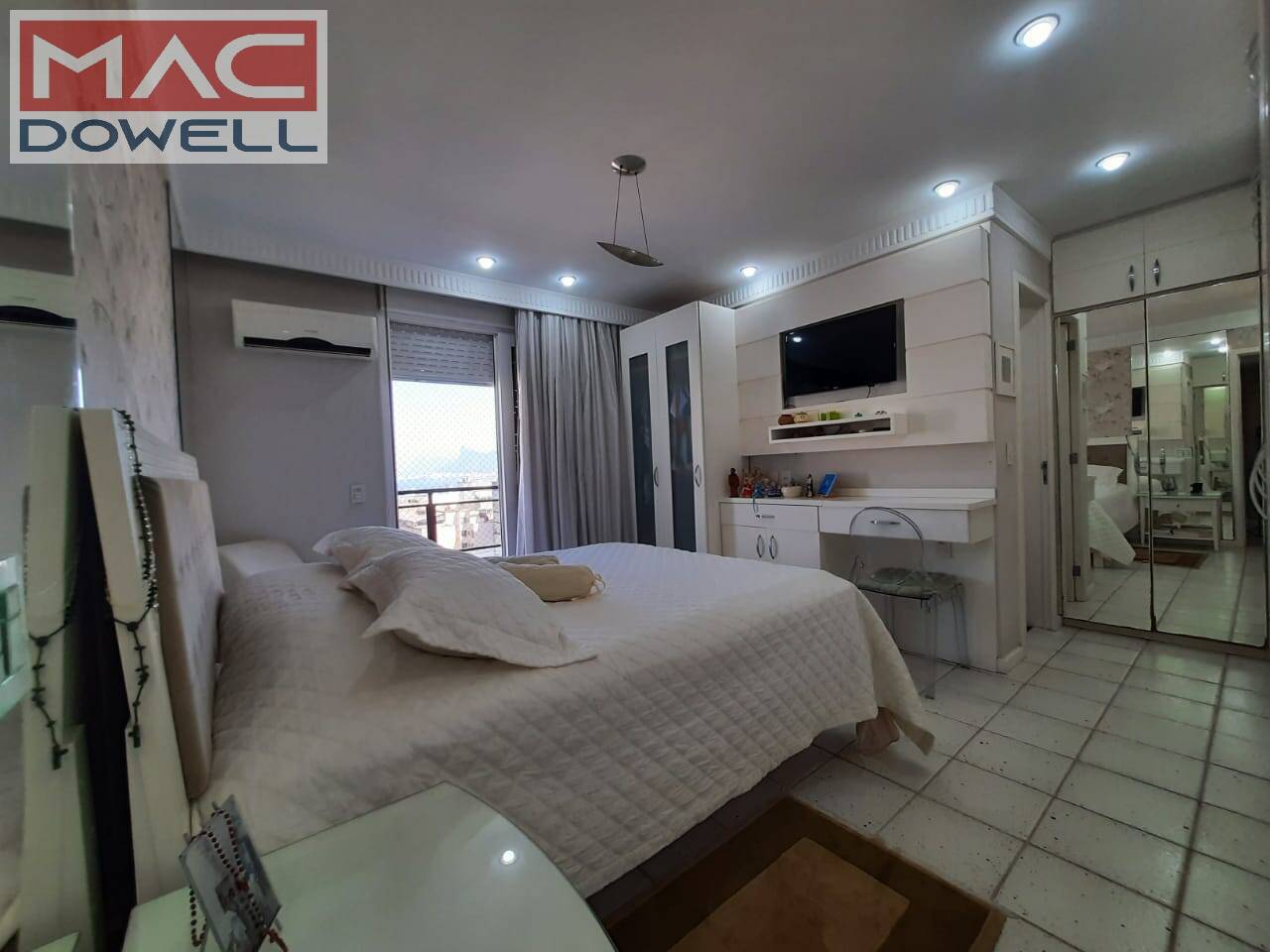 Apartamento à venda com 5 quartos, 341m² - Foto 21