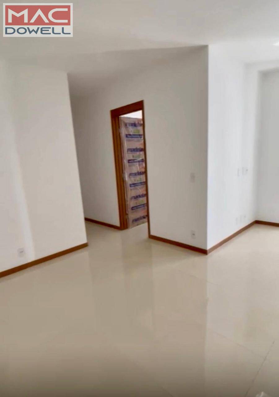 Apartamento à venda com 3 quartos, 75m² - Foto 32