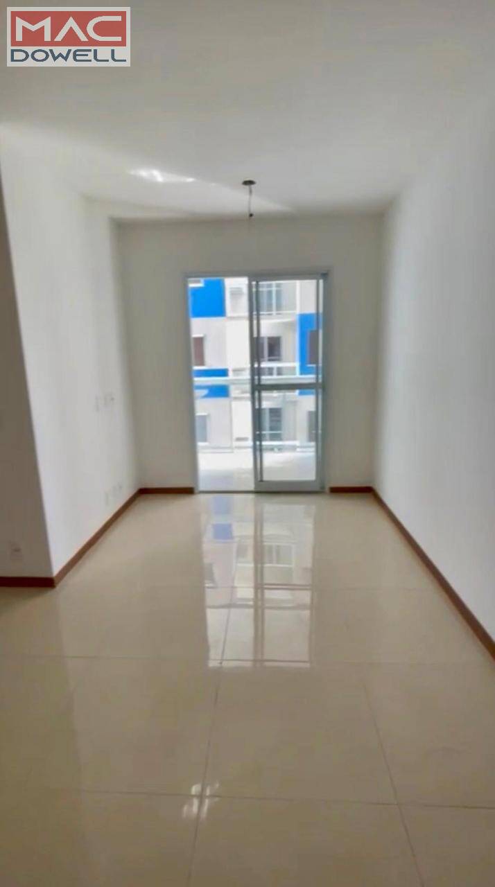 Apartamento à venda com 3 quartos, 75m² - Foto 29