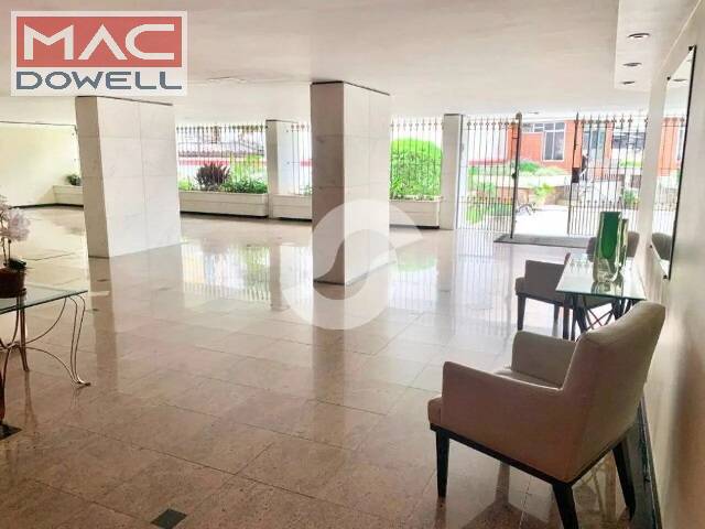 Apartamento à venda com 3 quartos, 120m² - Foto 3