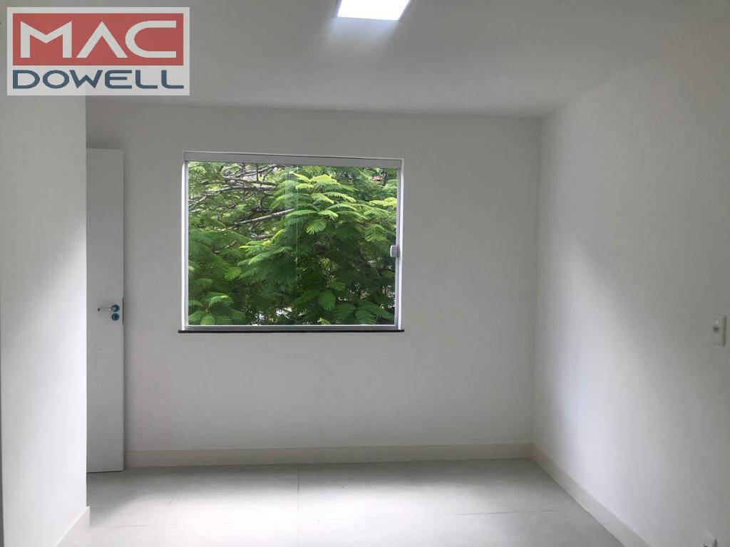 Casa à venda com 3 quartos, 113m² - Foto 9